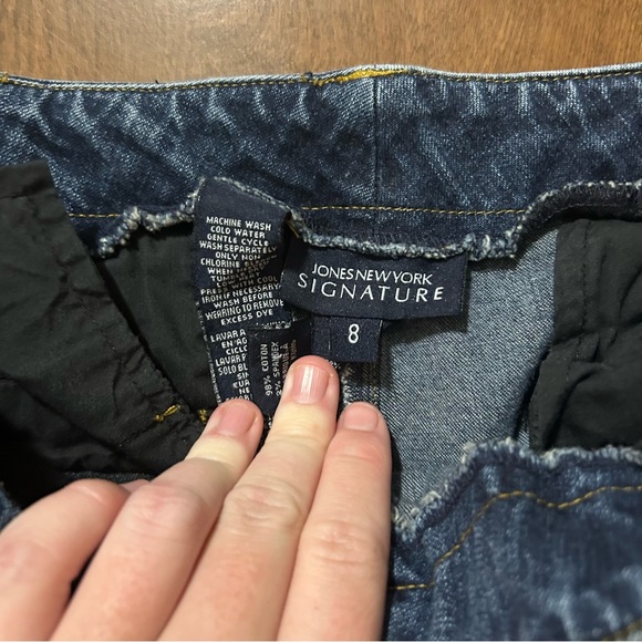 Jones New York jeans 8 - Picture 2 of 3